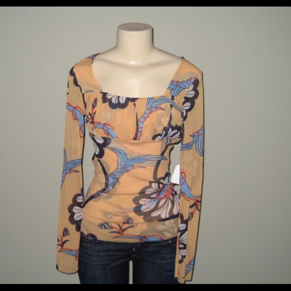 Sweet pea square neck long sleeve top